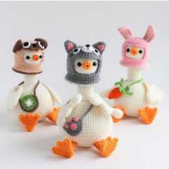 My Crochet Wonders - Marina Chuchkalova  - Gosling in a hat