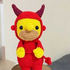 Kuroneko - Maricel Pucheta - Homer Simpson Diablito - Spanish