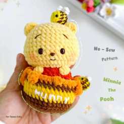 Wendy Li Designs - Wendy Li - Winnie The Pooh