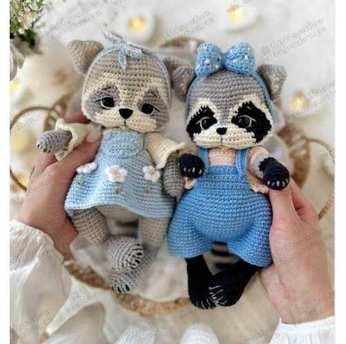 66 Snejnaya Toys - Snezhanna Nikolaeva - Raccoons
