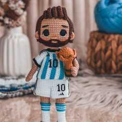 Calypso Boutiquee - Geraldine Chirinos de Souza - Lionel Messi -Spanish