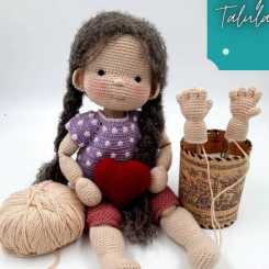 Talula Boom - Tatiana Azizulova - Hands with finger