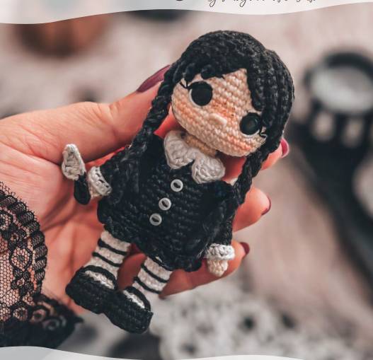 钩针图解电子书Calypso Boutiquee -  Halloween Mini Legends Pack Elphaba, Kiki, Lydi...6097帖子ID:41055 